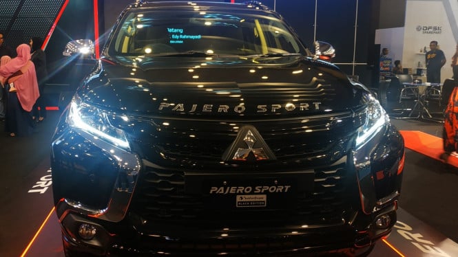 Pajero Sport Rockford Fosgate Black Edition Edisi ke-2