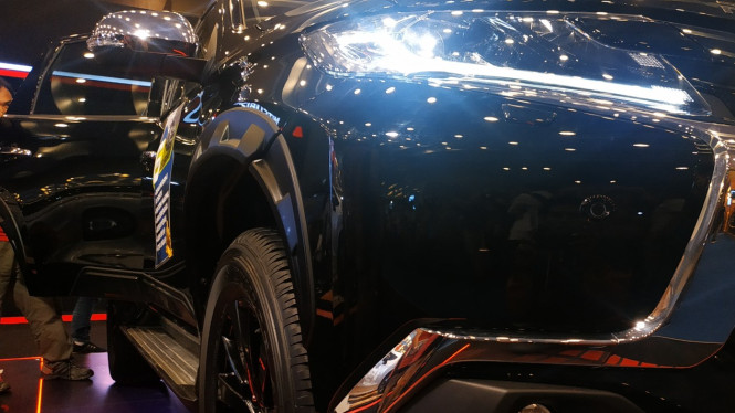 Pajero Sport Rockford Fosgate Black Edition Edisi ke-2