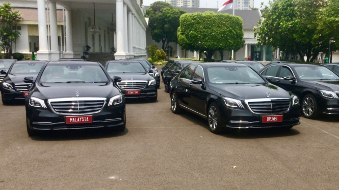 Deretan Mobil Tamu Kepresidenan