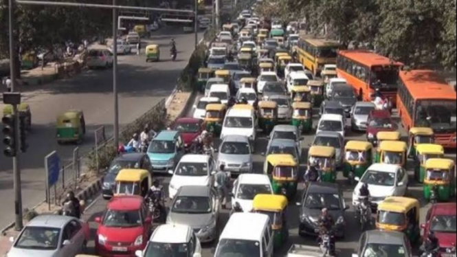 Jalan Raya di New Delhi, India.