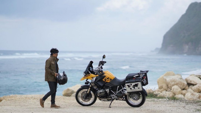 Ricky Zainal - Kisah Layangan Putus