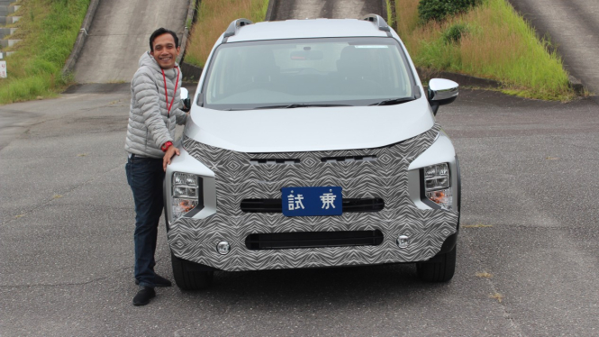 new Crossover MPV Mitsubishi