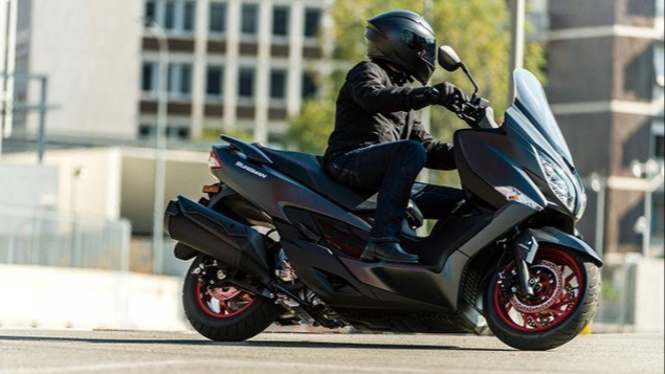Suzuki Burgman 400 edisi 2020.