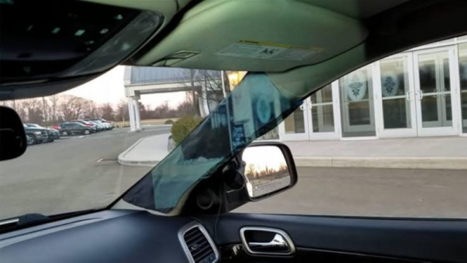 Atasi Blind Spot, Pilar A di Mobil Jadi Transparan