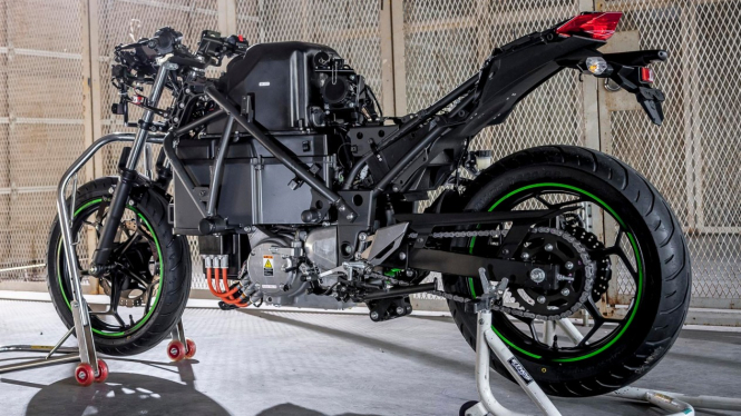 Prototipe motor listrik Kawasaki.