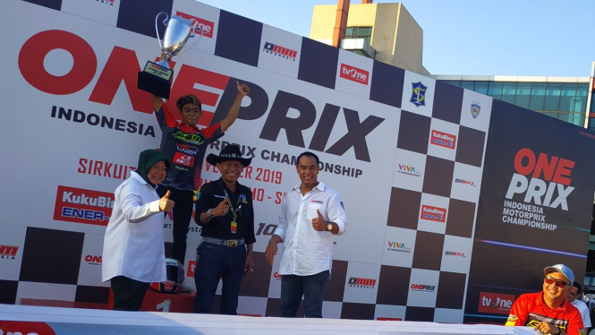 Pembalap Mohammad Robbil, Juara Umum novice