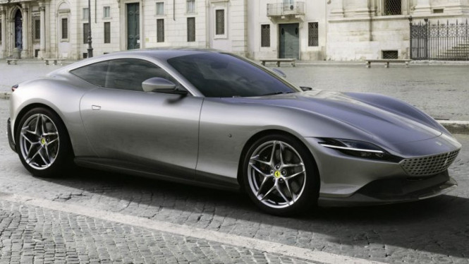 Ferrari Roma resmi diperkenalkan.