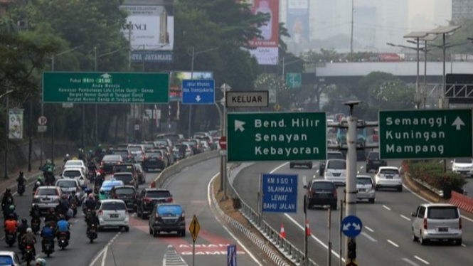 Jalan raya di Jakarta