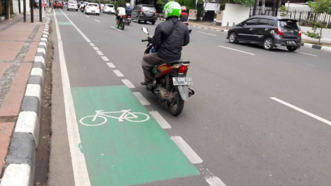 Jalur sepeda di Jakarta