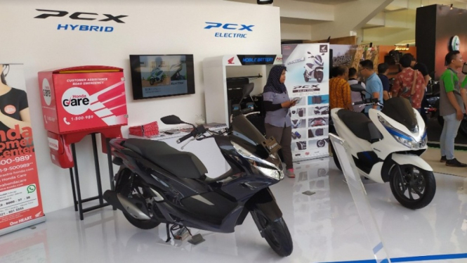 PCX Electric dan Hybrid di IIMS Motobike 2019.