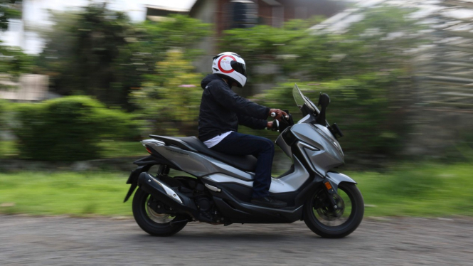 Test Ride Honda Forza