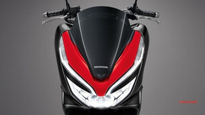 Honda PCX terbaru versi Thailand.