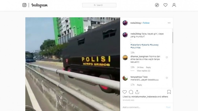 Truk Polisi Masuk Jalur TJ.
