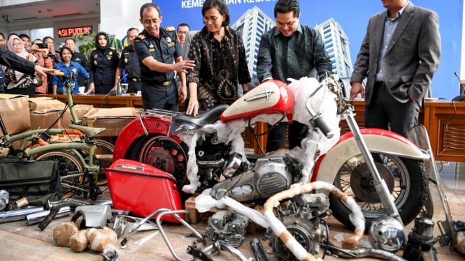 Harley Davidson yang diselundupkan di pesawat Garuda