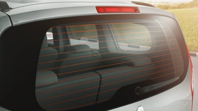 Ilustrasi defogger mobil