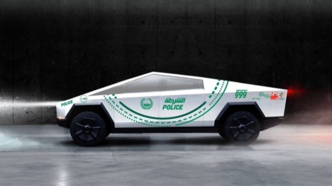 Tesla Cybertruck mobil patroli di Dubai