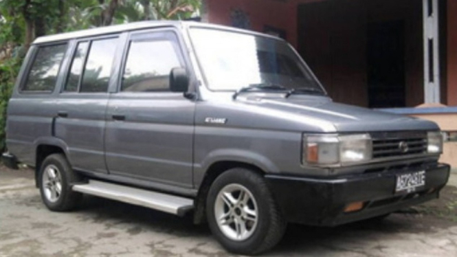 Toyota Kijang Grand Extra
