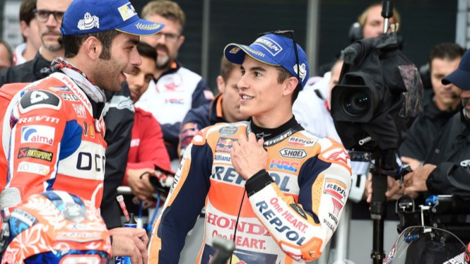 Danilo Petrucci dan Marc Marquez