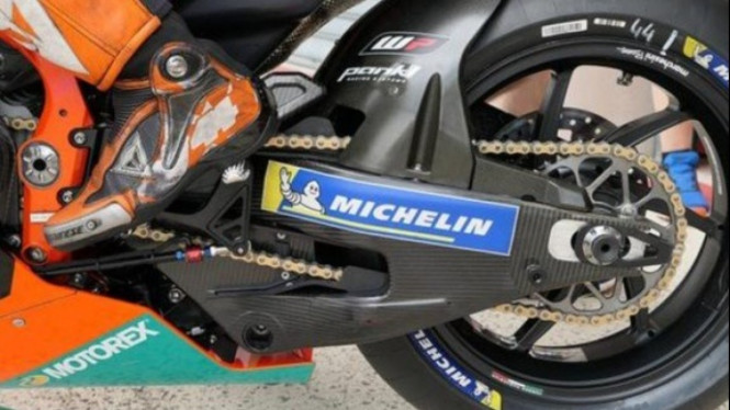 Swing Arm Carbon MotoGP