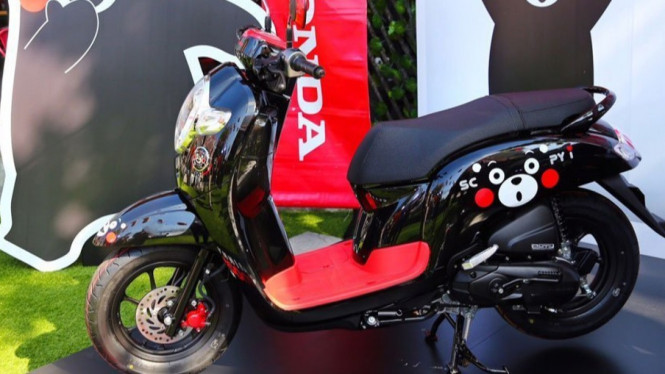 Honda Scoopy versi Kumamon.