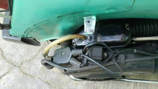 Vespa 2 tak Bahan Bakar Minyak