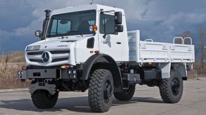 Mercedes-Benz Unimog, Mobil Pengantar Ahmad Dhani dari lapas