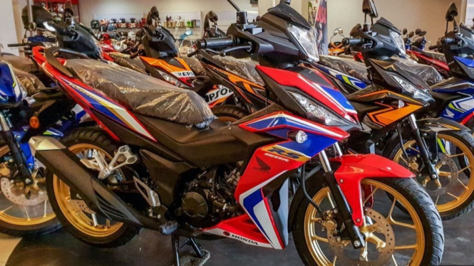 Honda Supra GTR Tricolor