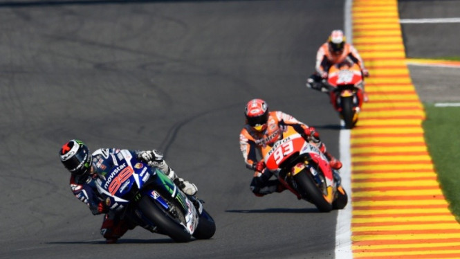 Dani Pedrosa dan Marc Marquez Kawal Jorge Lorenzo di MotoGP 2015