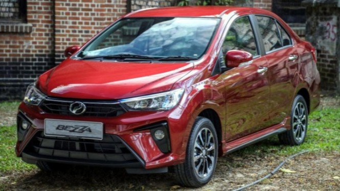 Sedan Daihatsu Bezza.