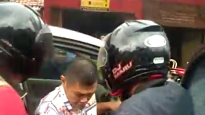 Pengemudi Kijang Innova yang diamuk ojol tertangkap di Kemang