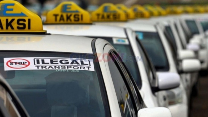 Ilustrasi untuk Artikel Taksi Terbang