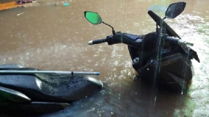 Yamaha NMAX Banjir
