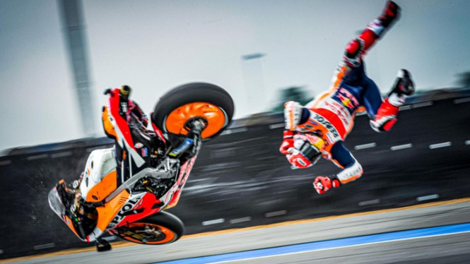 Pembalap MotoGP Terjatuh