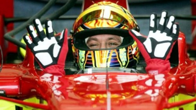 Valentino Rossi di kokpit Formula 1