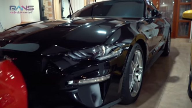 Mobil Mustang komedian Sule