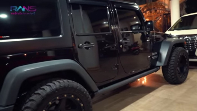 Jeep Rubicon komedian Sule