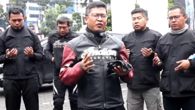 Aa Gym Berdoa saat Ingin Touring