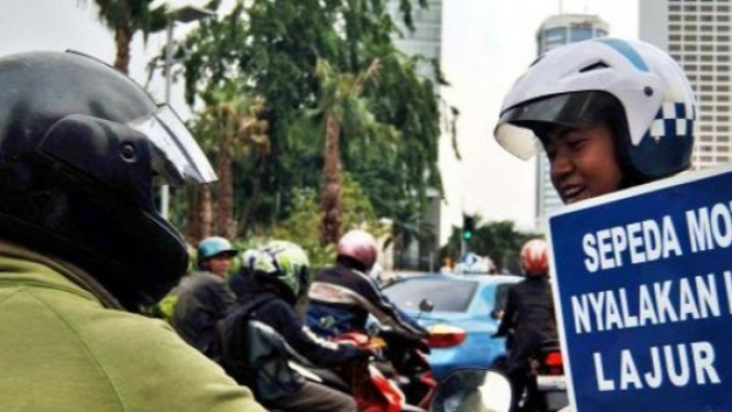 Aturan lampu sepeda motor siang hari