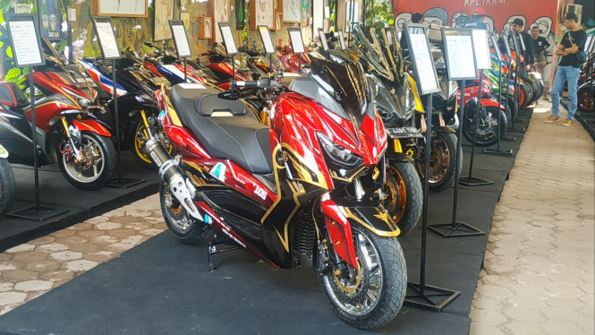 Yamaha Customaxi 2020