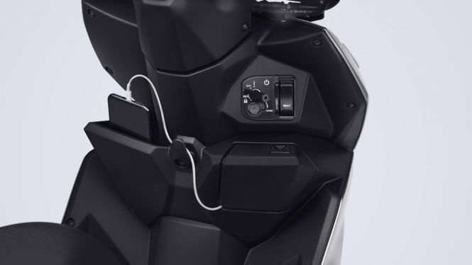 Soket USB Charger All New Honda BeAT