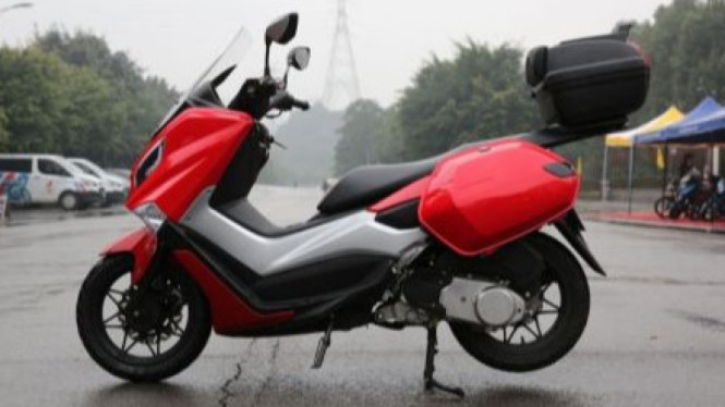 Motor kloningan Yamaha NMAX.