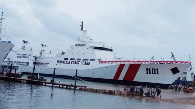 Kapal Coast Guard Tanjung Datu