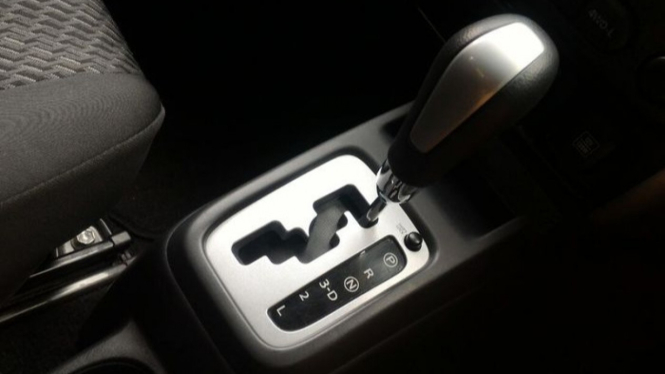 Transmisi mobil matik.