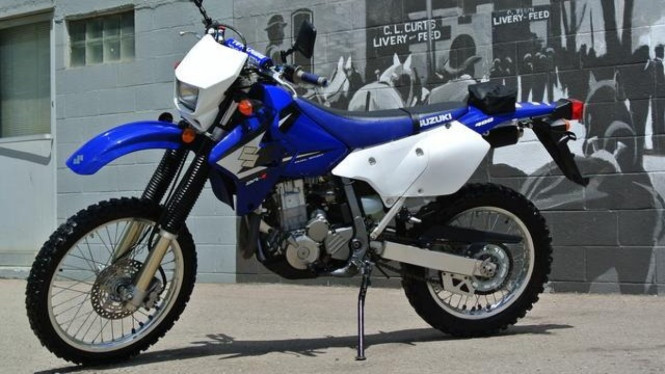 Suzuki DR-Z 400