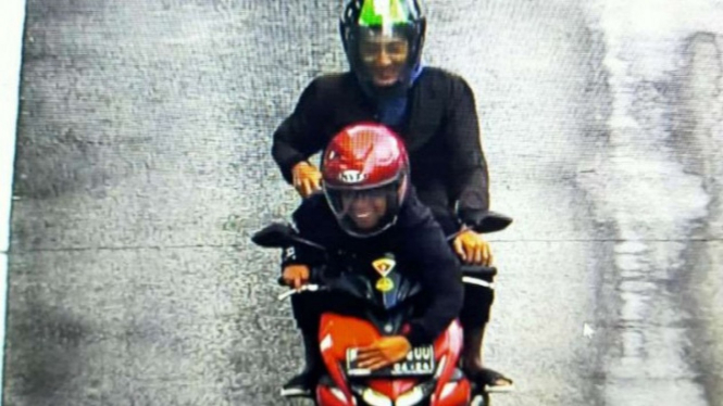 Pemotor pelanggar jalur busway