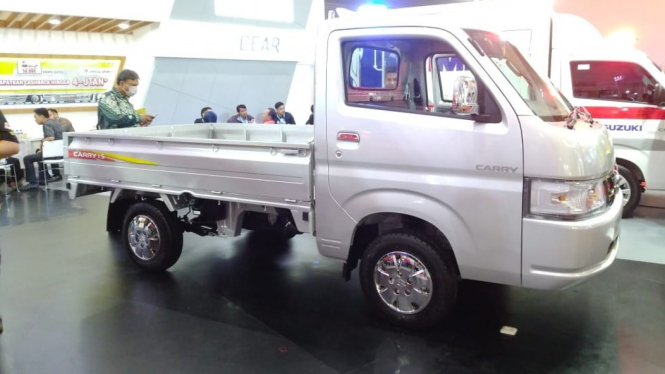 New Suzuki Carry Luxury