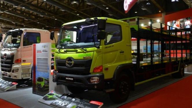 Hino Ranger FG 235 JU 4×2