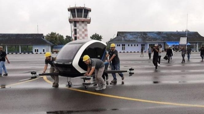 Taksi Terbang Frogs 282 Buatan Bantul