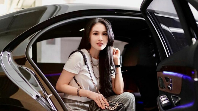 Sandra Dewi Tertipu Ojol