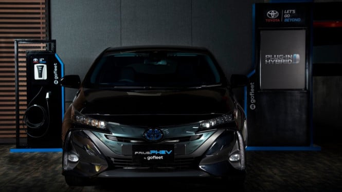 Toyota Pirus PHEV armada baru Gojek